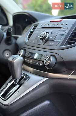 Внедорожник / Кроссовер Honda CR-V 2014 в 