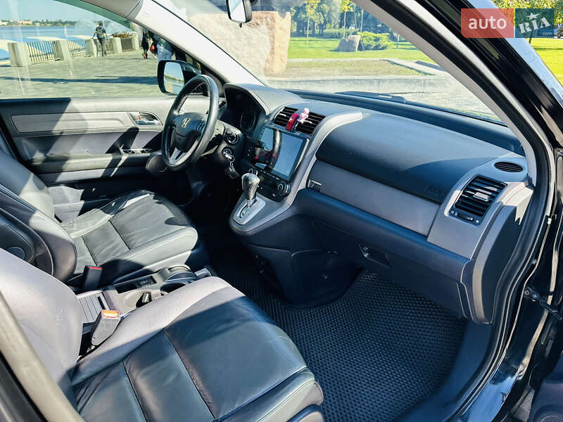 Внедорожник / Кроссовер Honda CR-V 2008 в Днепре