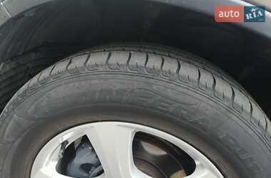 Внедорожник / Кроссовер Honda CR-V 2010 в 