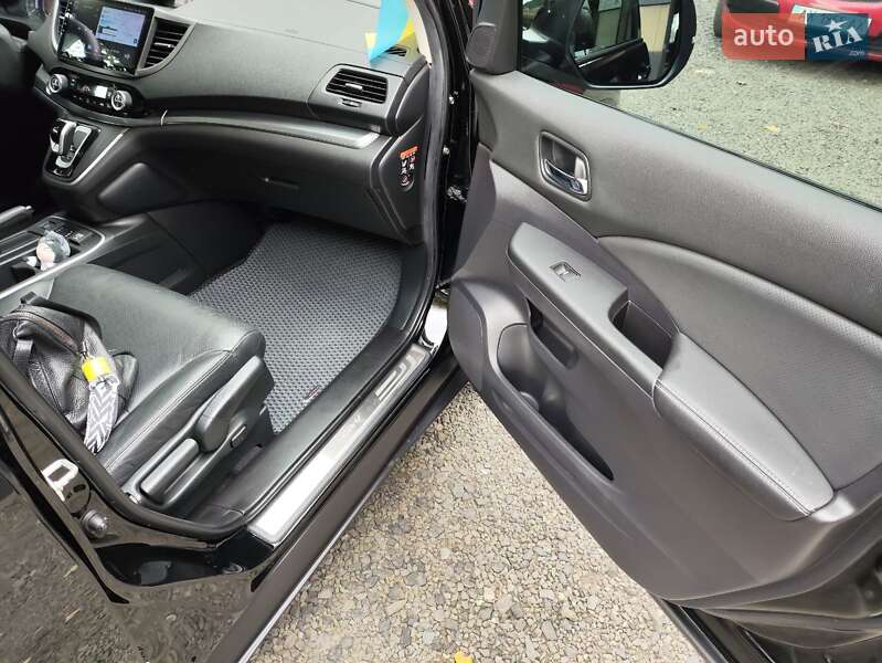 Внедорожник / Кроссовер Honda CR-V 2016 в Харькове