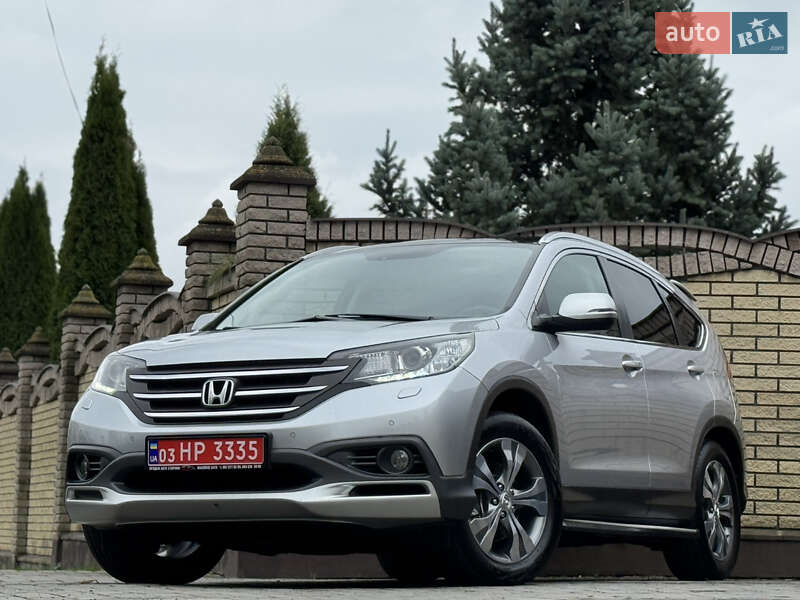 Внедорожник / Кроссовер Honda CR-V 2015 в 