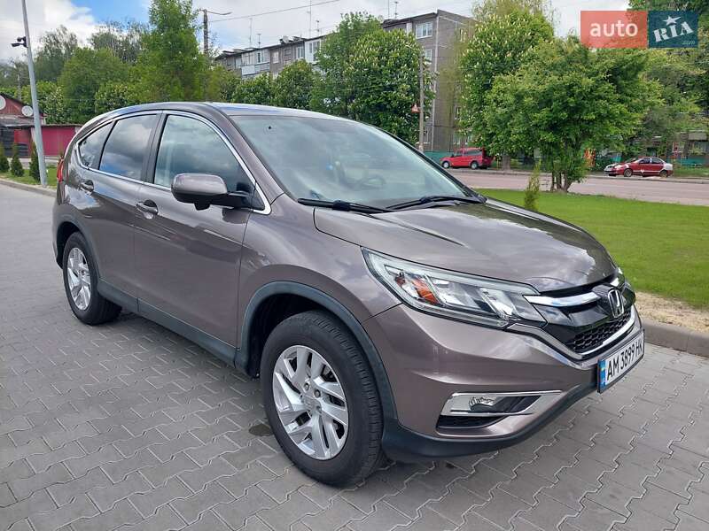 Внедорожник / Кроссовер Honda CR-V 2015 в Житомире