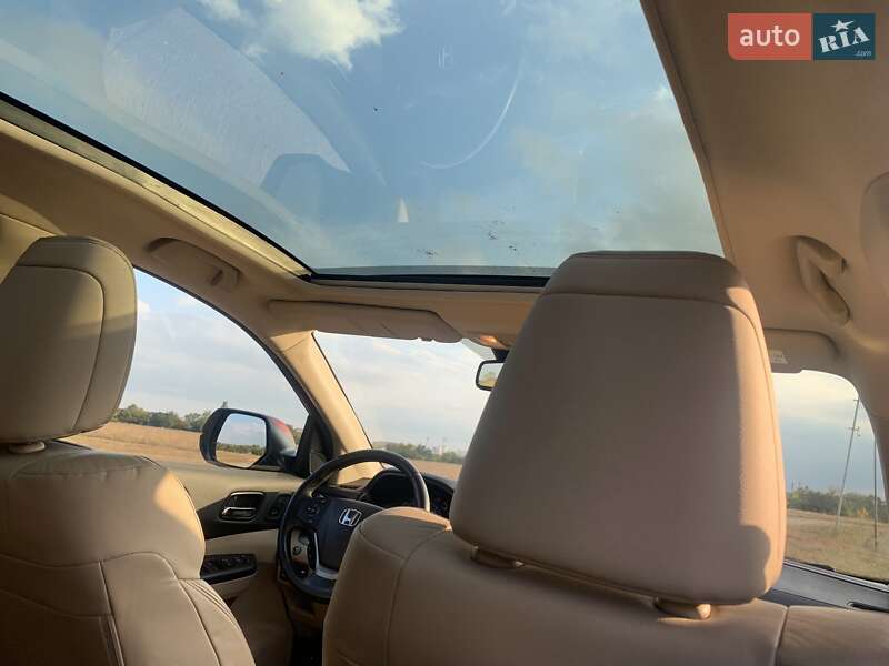 Позашляховик / Кросовер Honda CR-V 2012 в Полтаві