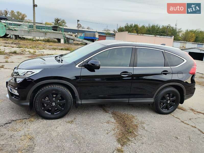 Внедорожник / Кроссовер Honda CR-V 2016 в Харькове