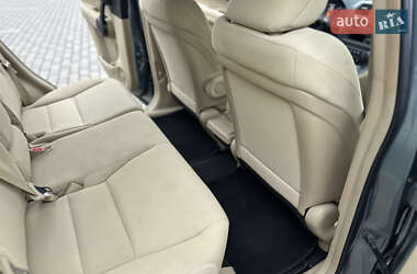 Внедорожник / Кроссовер Honda CR-V 2011 в 