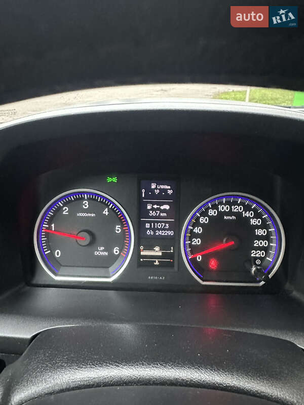 Внедорожник / Кроссовер Honda CR-V 2010 в Винниках
