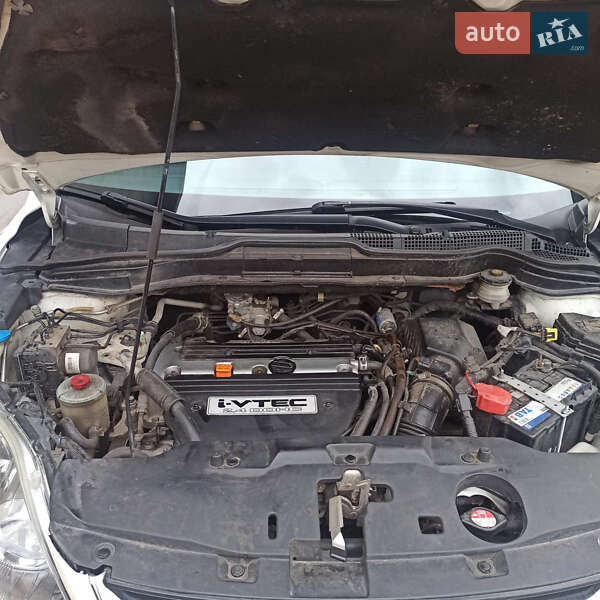 Позашляховик / Кросовер Honda CR-V 2010 в Києві фото 13 Позашляховик / Кросовер Honda CR-V 2010 в Києві