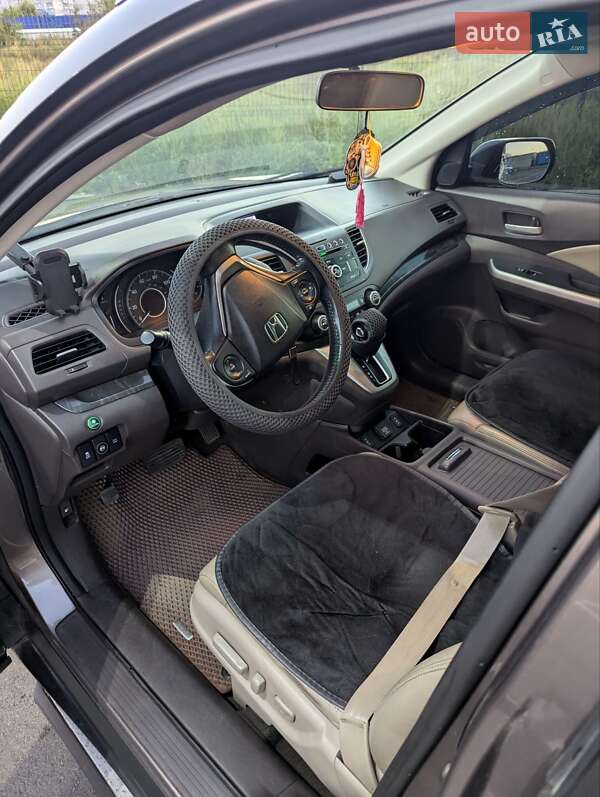 Внедорожник / Кроссовер Honda CR-V 2014 в Боярке