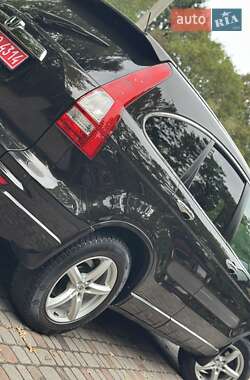 Внедорожник / Кроссовер Honda CR-V 2012 в 
