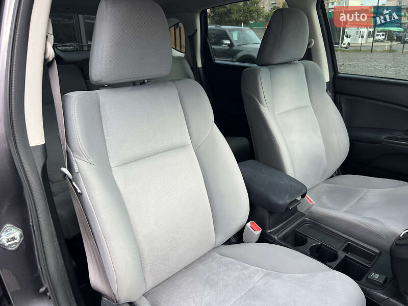 Внедорожник / Кроссовер Honda CR-V 2015 в Ужгороде фото 39 Внедорожник / Кроссовер Honda CR-V 2015 в Ужгороде