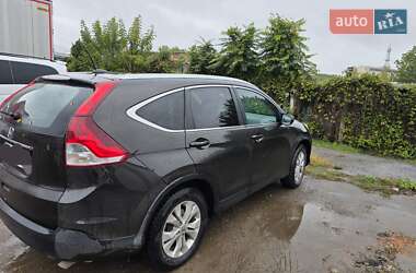 Внедорожник / Кроссовер Honda CR-V 2014 в Черновцах