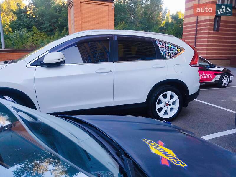 Внедорожник / Кроссовер Honda CR-V 2013 в Киеве