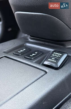 Позашляховик / Кросовер Honda CR-V 2013 в 
