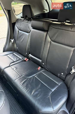 Позашляховик / Кросовер Honda CR-V 2013 в 