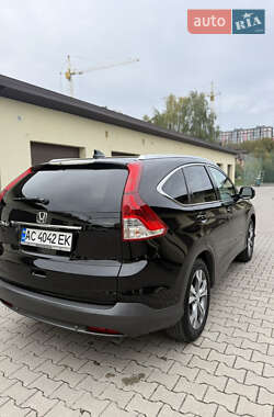Внедорожник / Кроссовер Honda CR-V 2014 в 