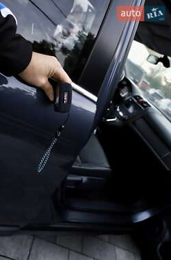 Внедорожник / Кроссовер Honda CR-V 2009 в 