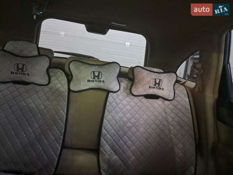 Позашляховик / Кросовер Honda CR-V 2007 в Охтирці фото 5 Позашляховик / Кросовер Honda CR-V 2007 в Охтирці