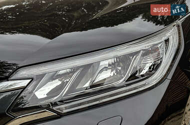 Позашляховик / Кросовер Honda CR-V 2017 в  фото 48 Позашляховик / Кросовер Honda CR-V 2017 в