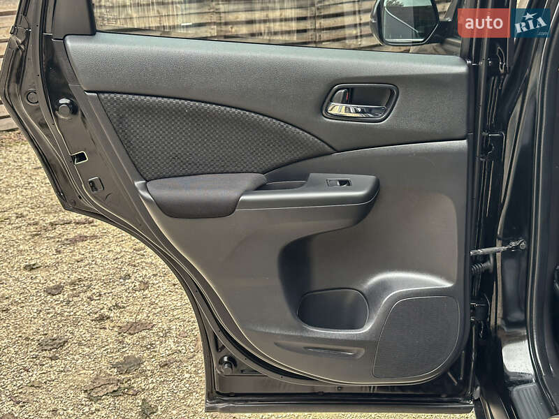 Внедорожник / Кроссовер Honda CR-V 2017 в Бродах