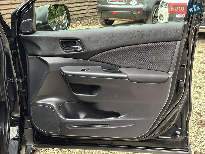 Внедорожник / Кроссовер Honda CR-V 2017 в Бродах