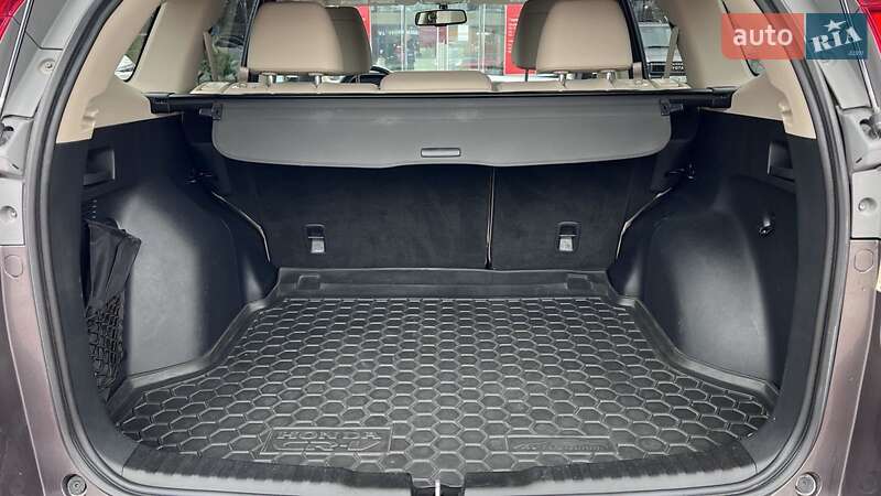 Внедорожник / Кроссовер Honda CR-V 2015 в Хмельницком