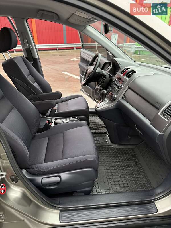Позашляховик / Кросовер Honda CR-V 2008 в Києві