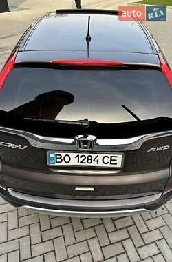 Внедорожник / Кроссовер Honda CR-V 2015 в 