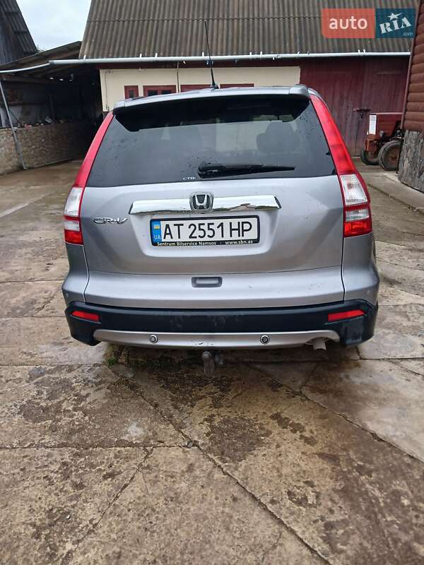 Внедорожник / Кроссовер Honda CR-V 2007 в Ивано-Франковске