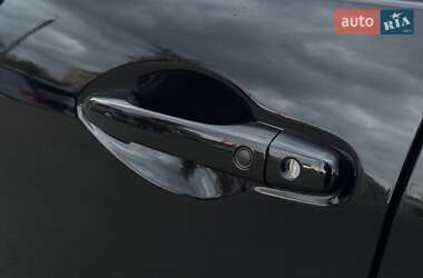 Внедорожник / Кроссовер Honda CR-V 2015 в 