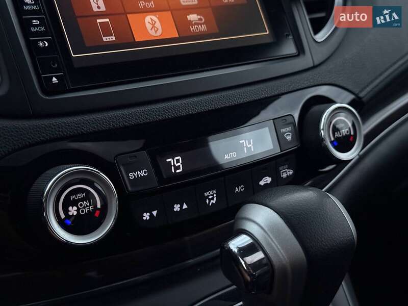 Внедорожник / Кроссовер Honda CR-V 2015 в Кривом Роге