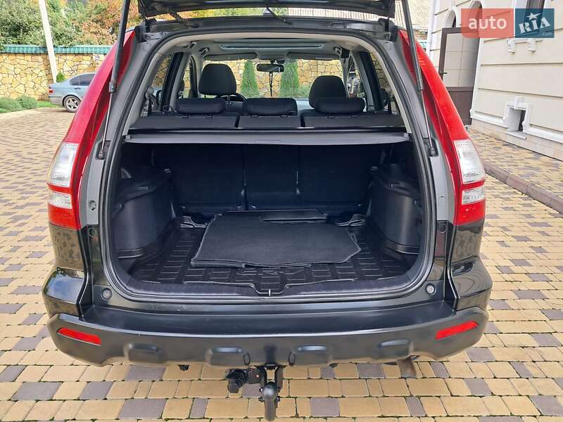 Внедорожник / Кроссовер Honda CR-V 2008 в Могилев-Подольске