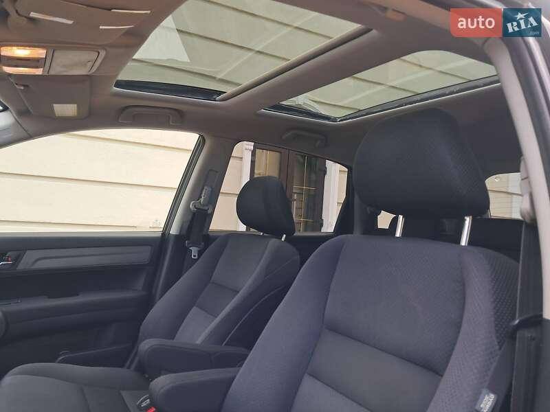 Внедорожник / Кроссовер Honda CR-V 2008 в Могилев-Подольске