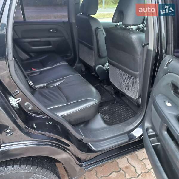 Внедорожник / Кроссовер Honda CR-V 2006 в Сумах