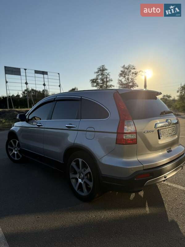 Внедорожник / Кроссовер Honda CR-V 2006 в Краматорске