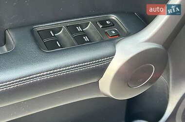 Внедорожник / Кроссовер Honda CR-V 2009 в 