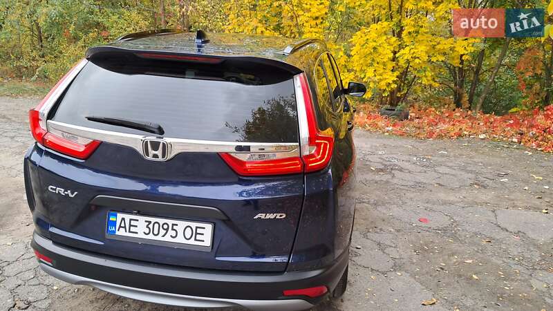 Позашляховик / Кросовер Honda CR-V 2018 в Дніпрі