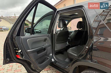 Внедорожник / Кроссовер Honda CR-V 2006 в 
