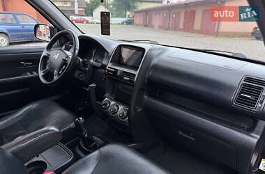 Внедорожник / Кроссовер Honda CR-V 2006 в 