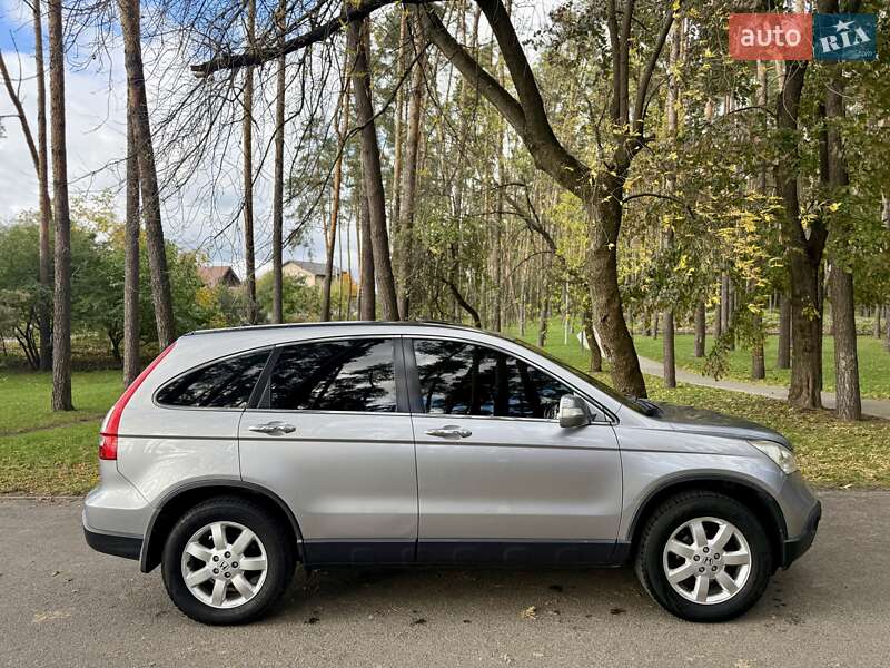 Внедорожник / Кроссовер Honda CR-V 2008 в Киеве