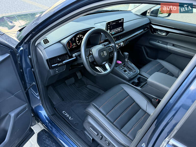 Внедорожник / Кроссовер Honda CR-V 2023 в Виннице