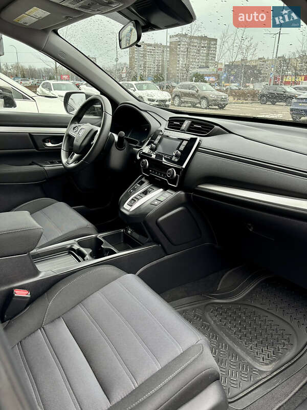 Внедорожник / Кроссовер Honda CR-V 2020 в Киеве