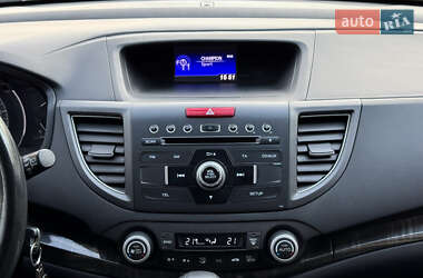 Позашляховик / Кросовер Honda CR-V 2013 в 