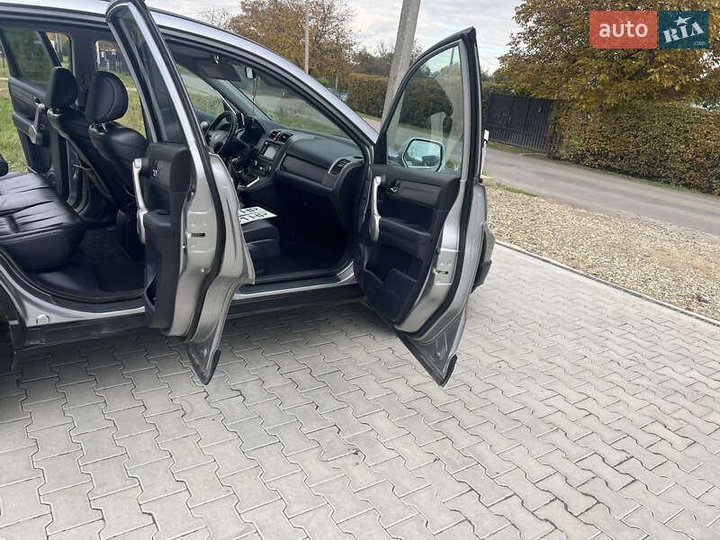 Внедорожник / Кроссовер Honda CR-V 2007 в Коломые