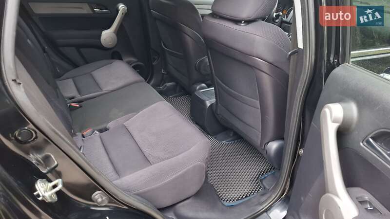 Внедорожник / Кроссовер Honda CR-V 2007 в Запорожье