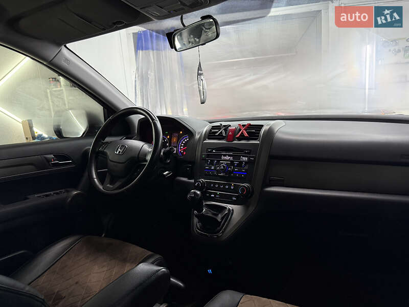 Позашляховик / Кросовер Honda CR-V 2010 в Кременці
