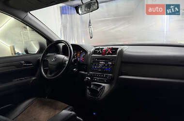 Позашляховик / Кросовер Honda CR-V 2010 в 