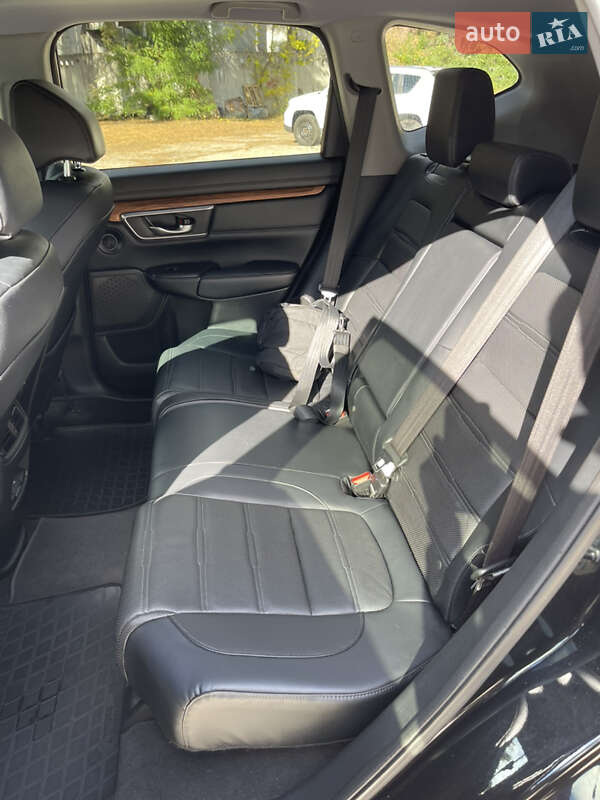 Позашляховик / Кросовер Honda CR-V 2017 в Києві фото 9 Позашляховик / Кросовер Honda CR-V 2017 в Києві