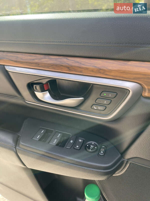 Позашляховик / Кросовер Honda CR-V 2017 в Києві фото 22 Позашляховик / Кросовер Honda CR-V 2017 в Києві