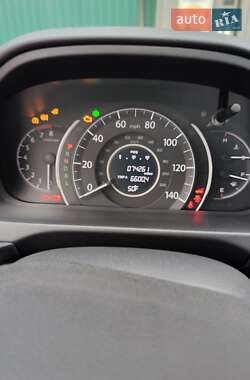Позашляховик / Кросовер Honda CR-V 2016 в  фото 8 Позашляховик / Кросовер Honda CR-V 2016 в