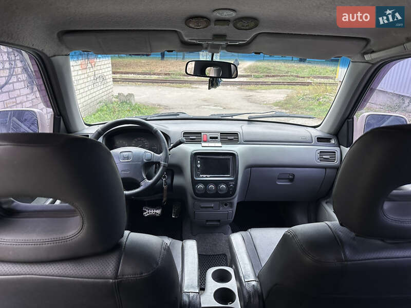 Внедорожник / Кроссовер Honda CR-V 2000 в Запорожье